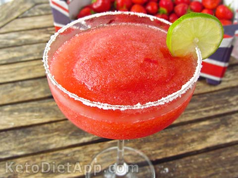 Low-Carb Frozen Margarita Cocktail
